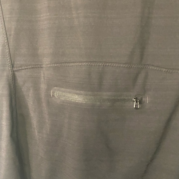 Women’s Athleta Black Tank Top With Back Pocket Size XLT - Picture 7 of 12